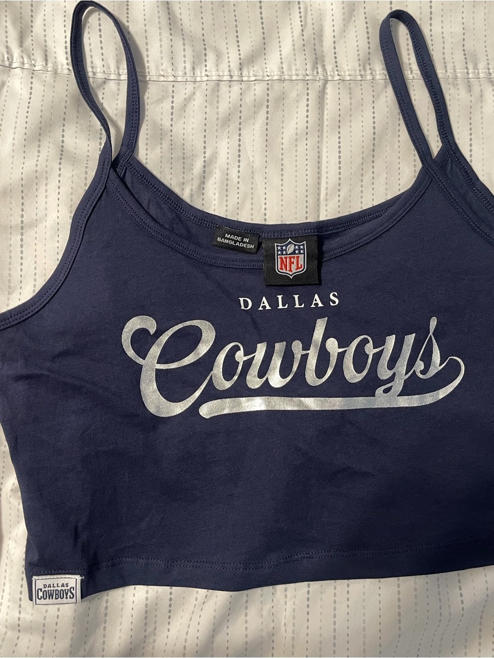 NFL Dallas Cowboys Cropped Tank BNWOT - Picture 2 of 3